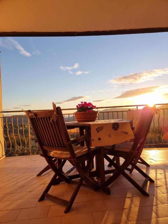 Nickyhouse Holiday Home Giffoni Sei Casali Экстерьер фото